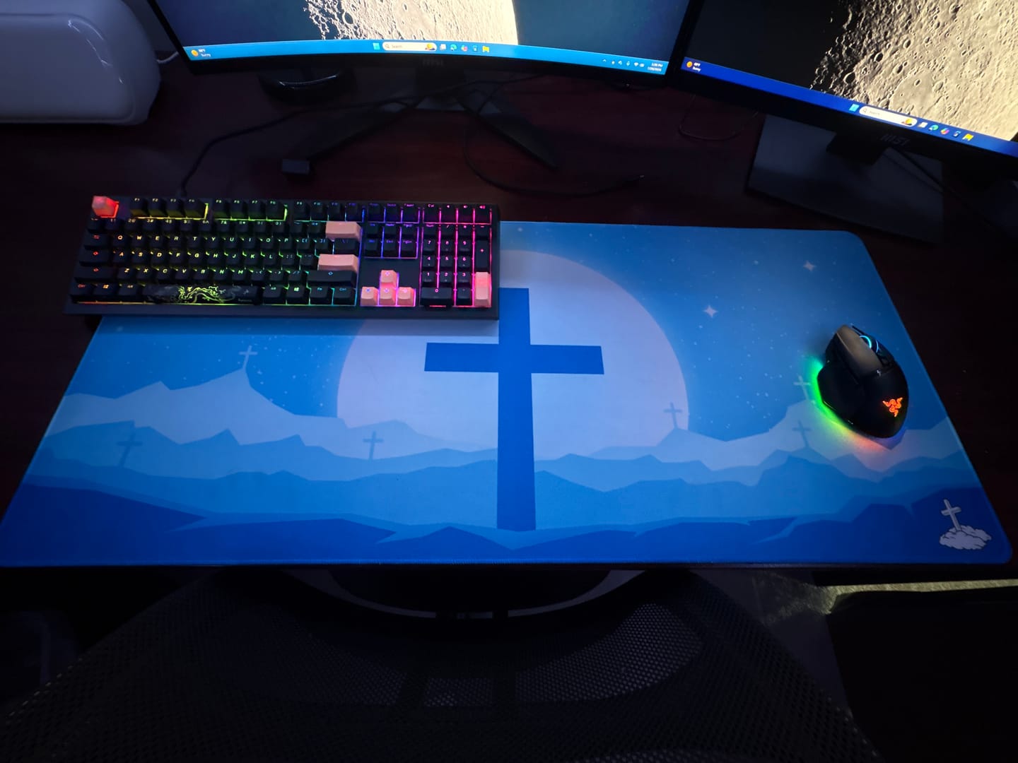 Customer photo review of Cross Blue Mousepad