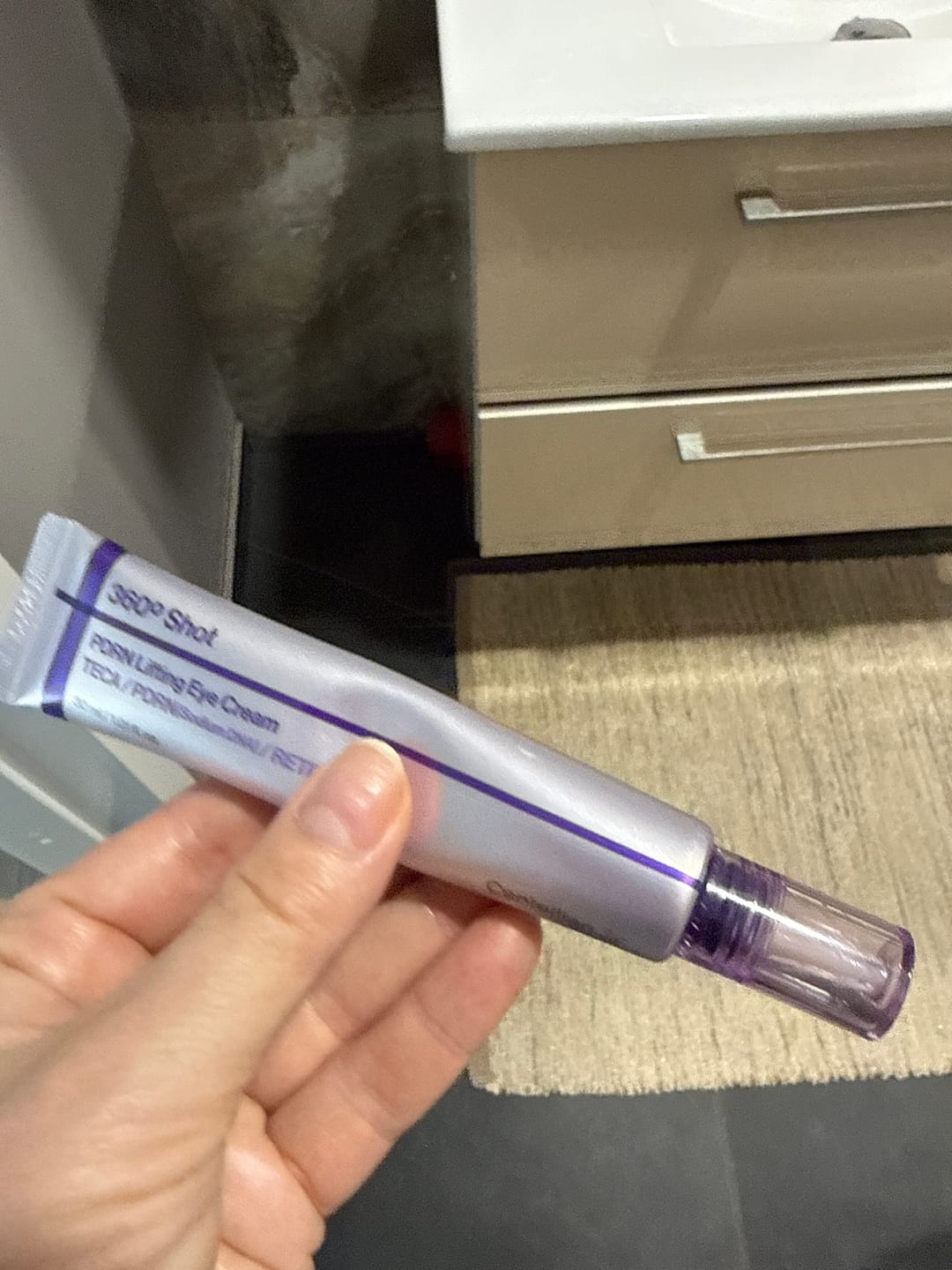 Customer photo review of Liftinga acu krēms Centellian24 360º Shot PDRN Lifting Eye Cream