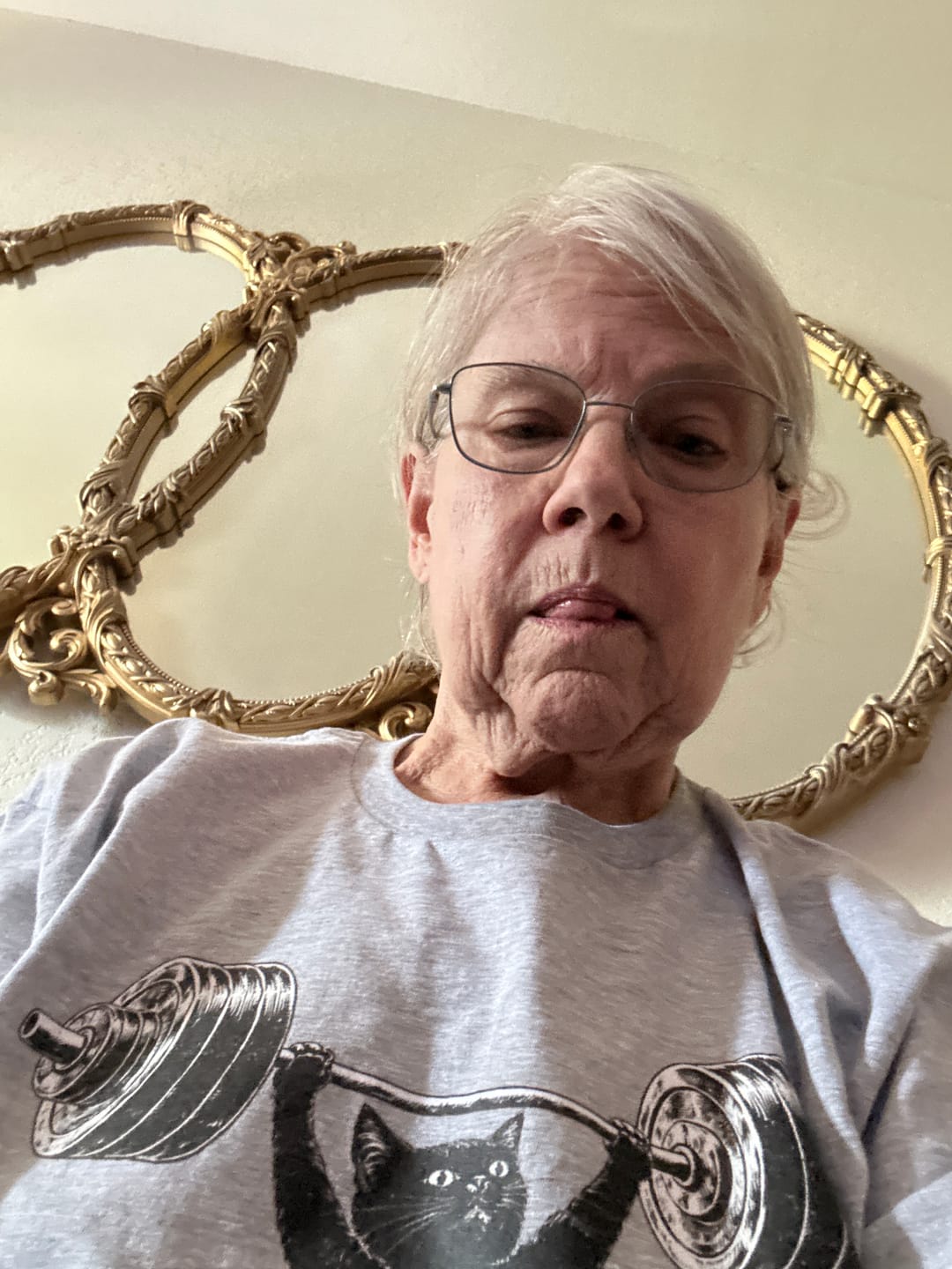 Customer photo review of Lifting Tee
