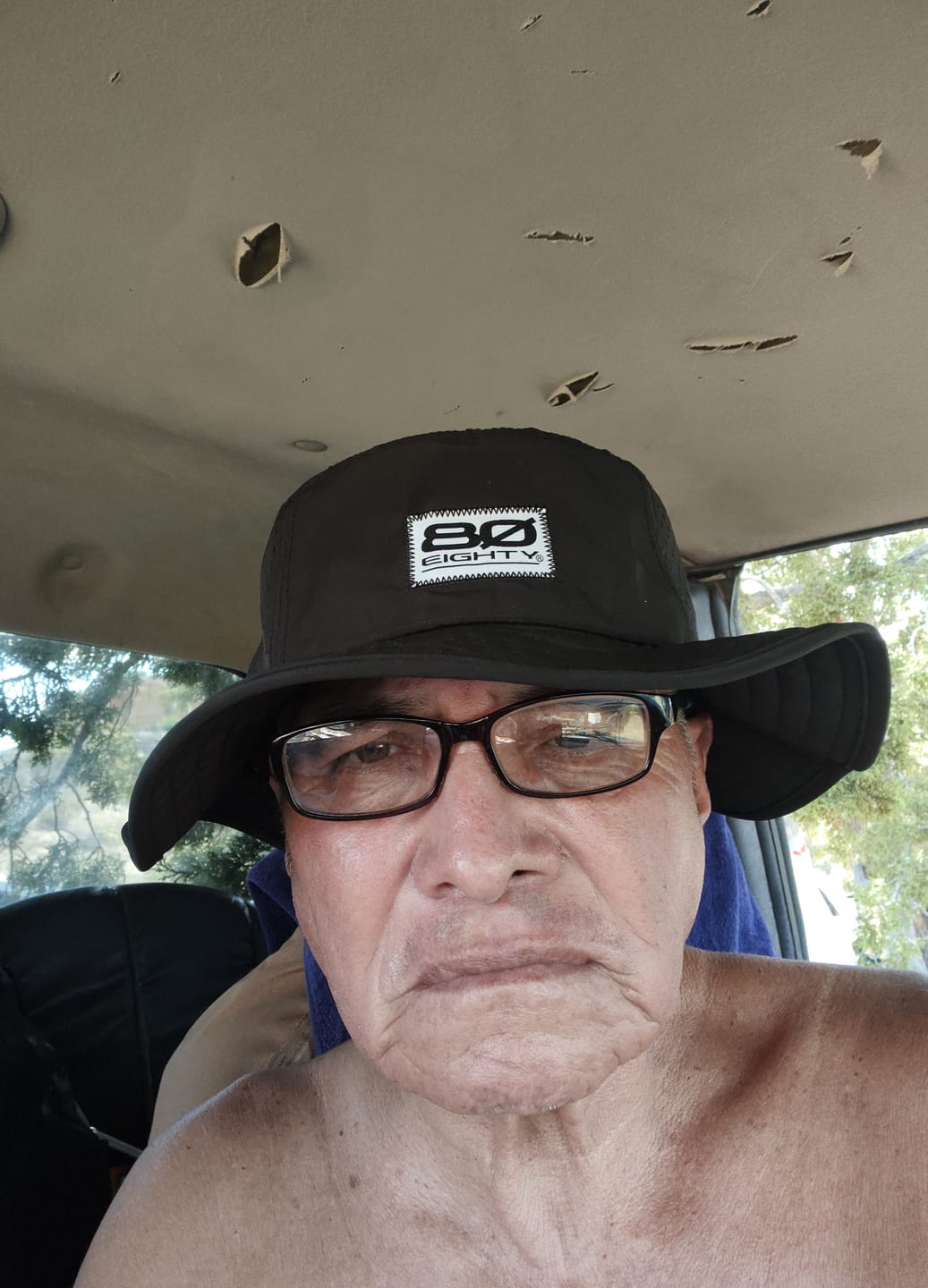 Customer photo review of 80Eighty® Raven Bucket Hat