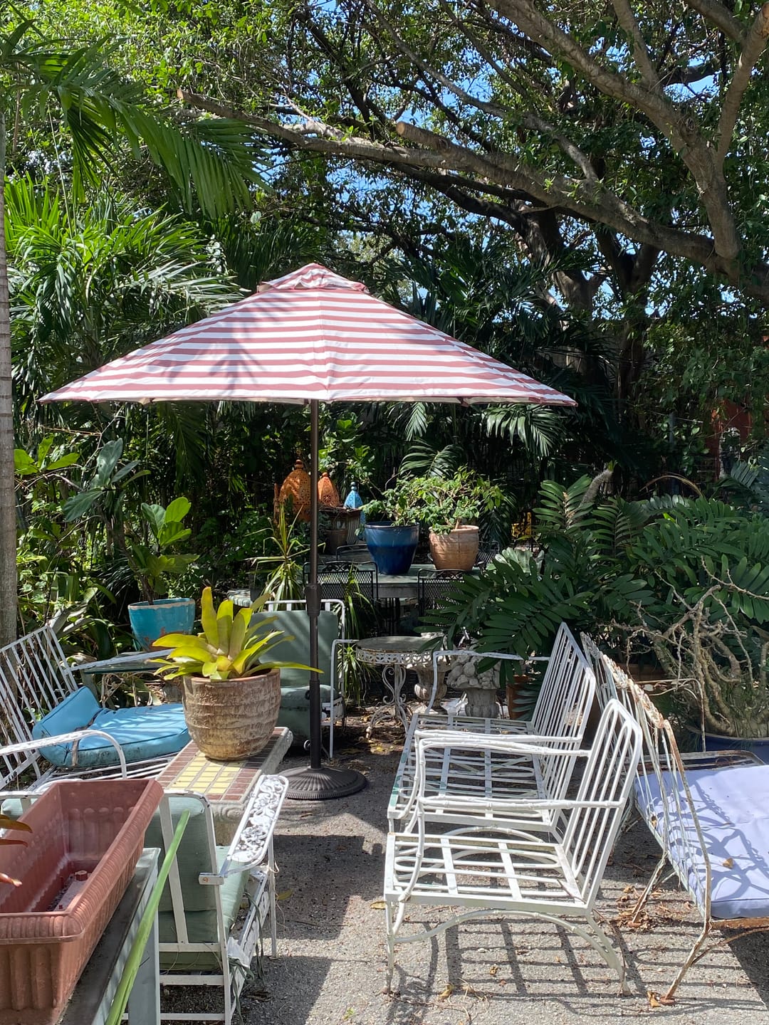Customer photo review of ABCCANOPY 9FT Patio Umbrella Replacement Canopy Only OLEFIN 5-Year Non Fading