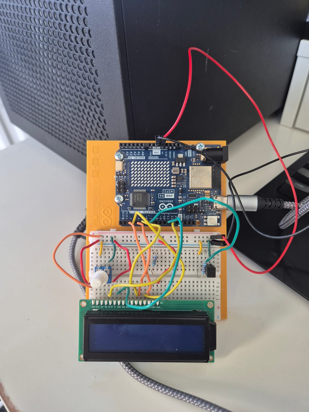 Customer photo review of Arduino Starter Kit R4