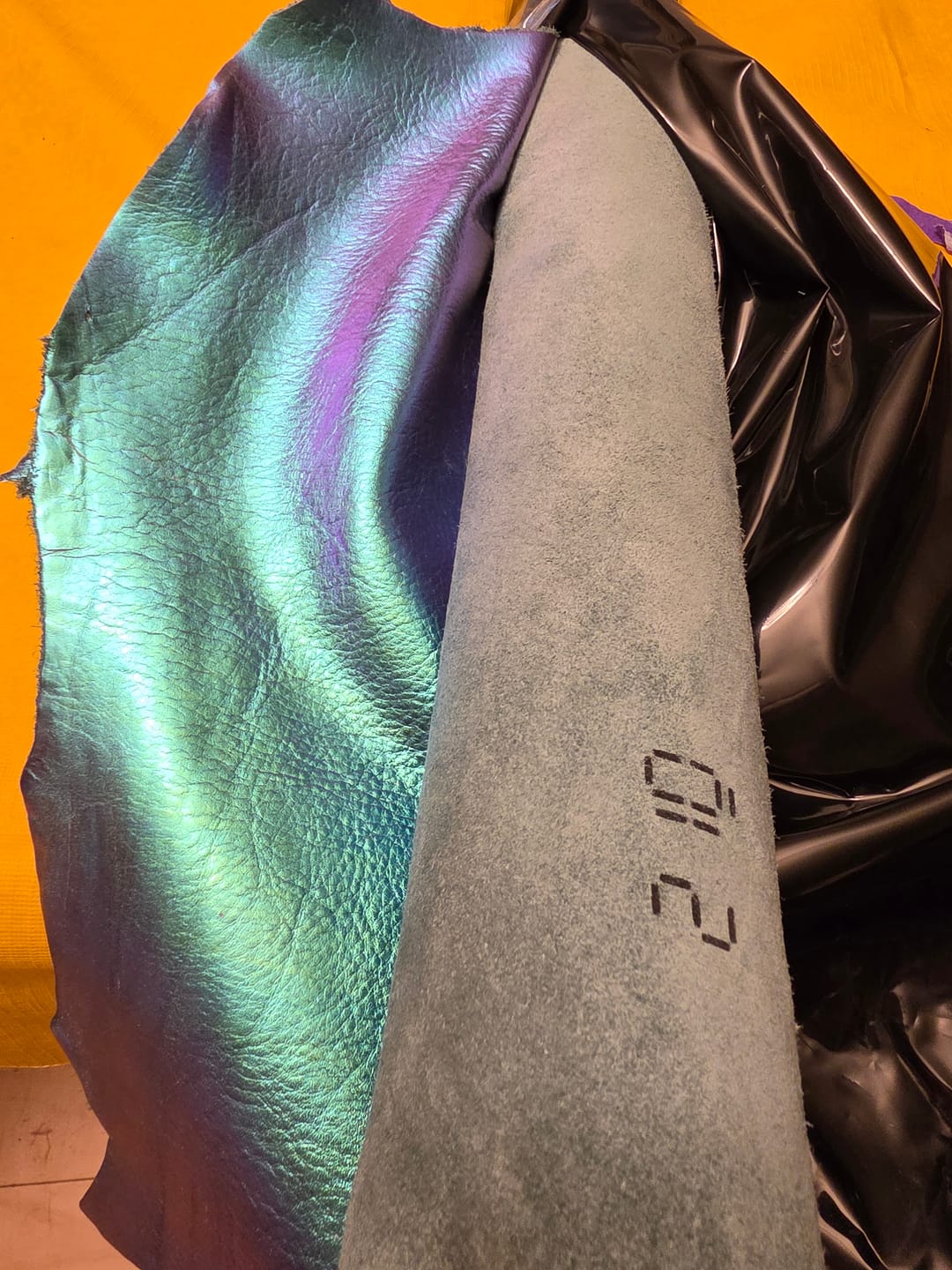 Customer photo review of Metallic Foil Milled Cow, 3 oz | 25+ Colors