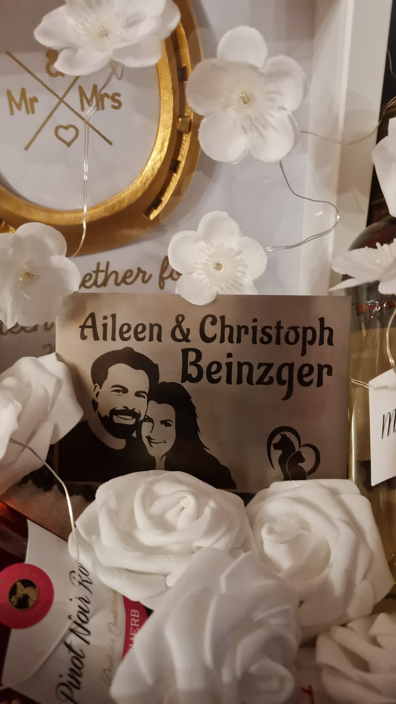 Customer photo review of V2A Edelstahlschild in verschiedenen Größen, individuell personalisierbar.