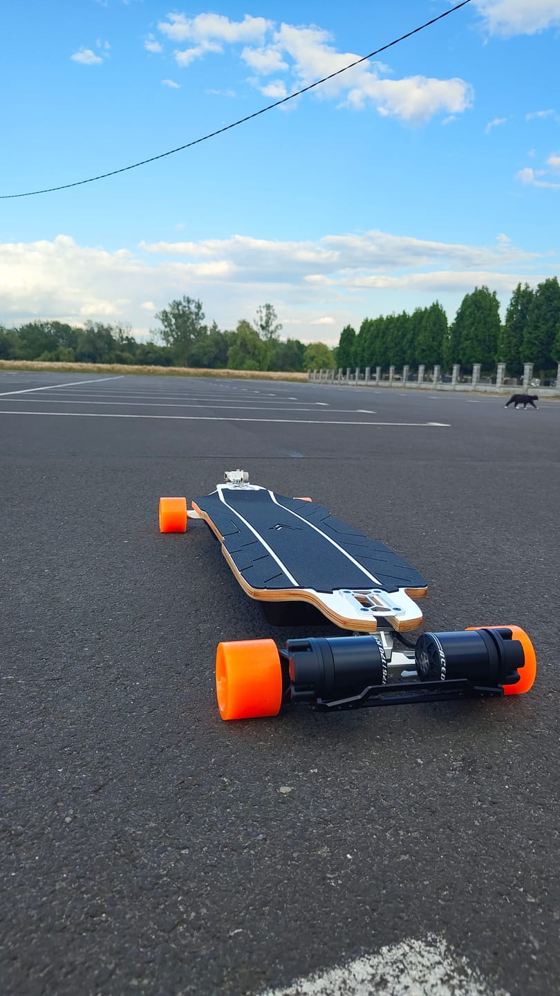 Customer photo review of Acedeck® Nomad Switch Electric Skateboard-Best 2in1 Electric Skateboard