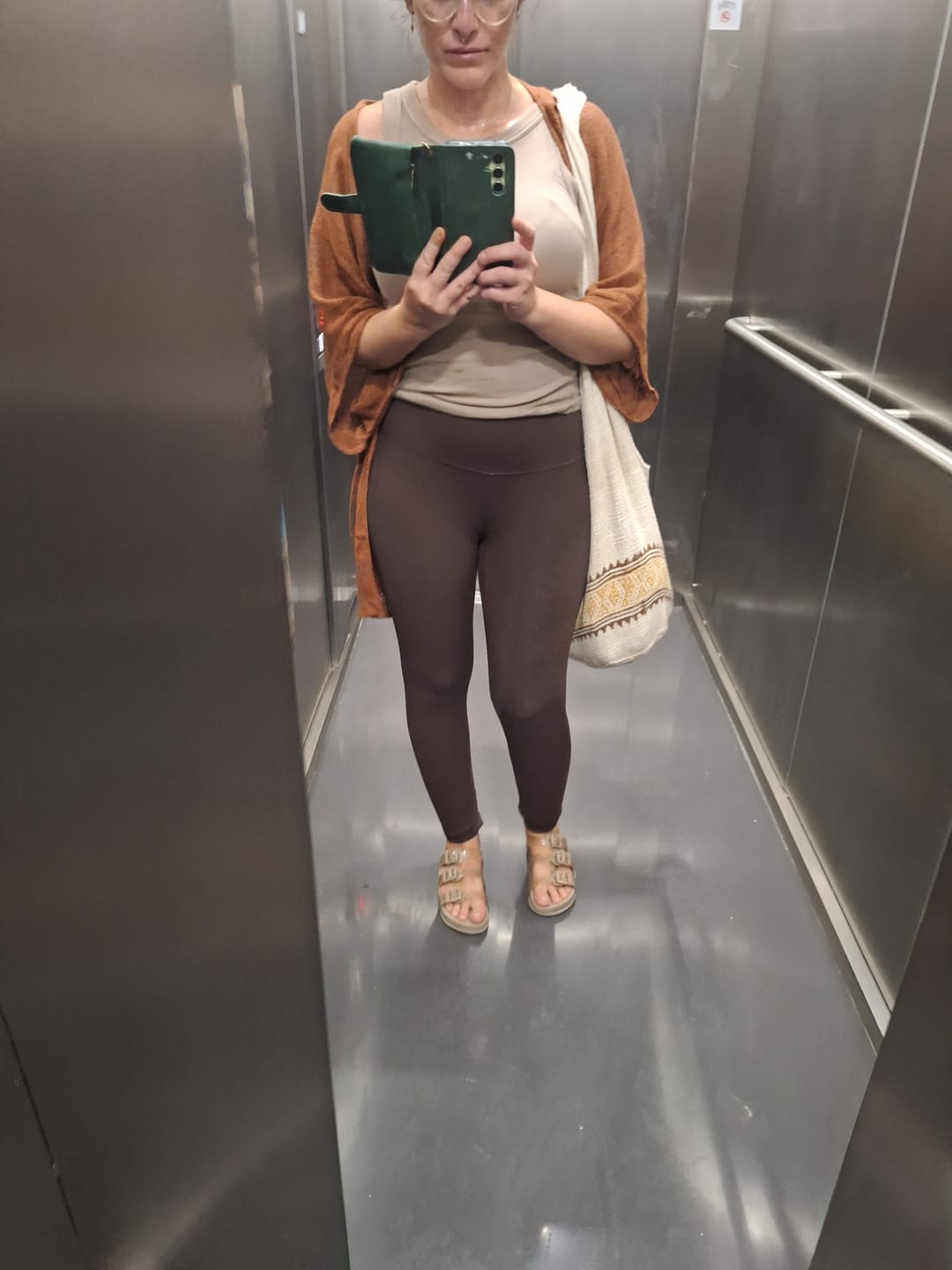 Customer photo review of כפכפים לנשים Cozy Stripes