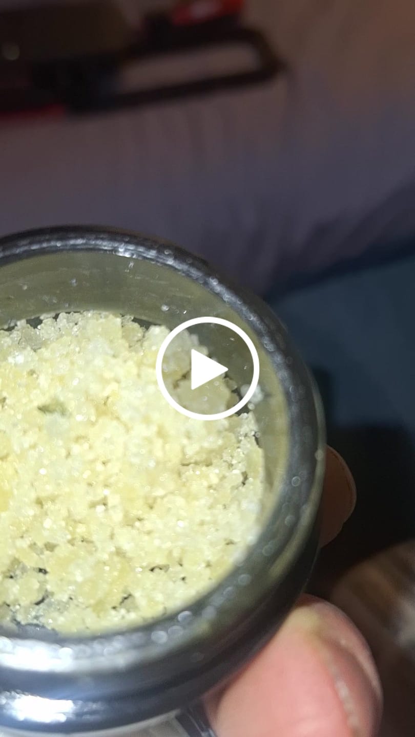 Customer video review of Crush Diamond - Blueberry Kush 7G(Buy 1 Get 1)