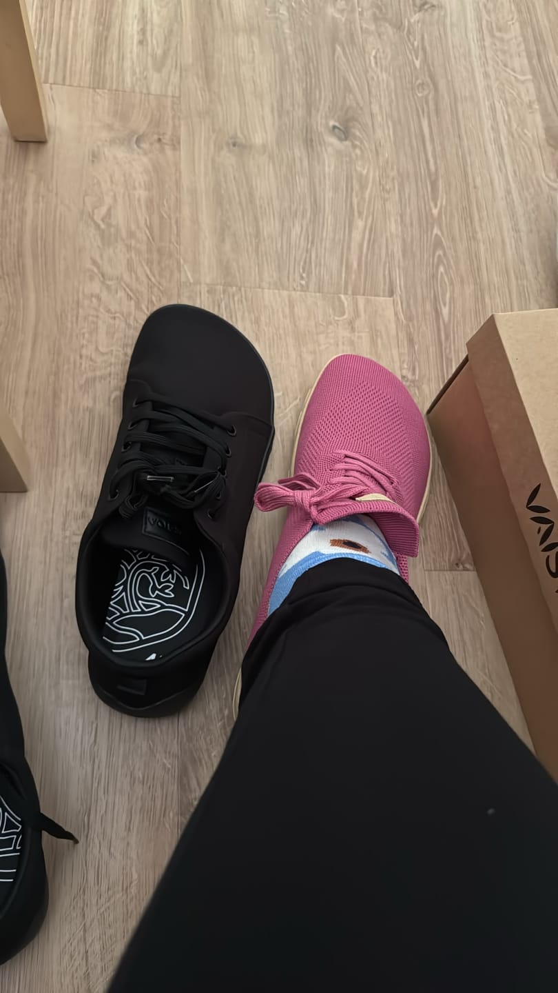 Customer photo review of Vaistoa Rento 2 -paljasjalkatennarit