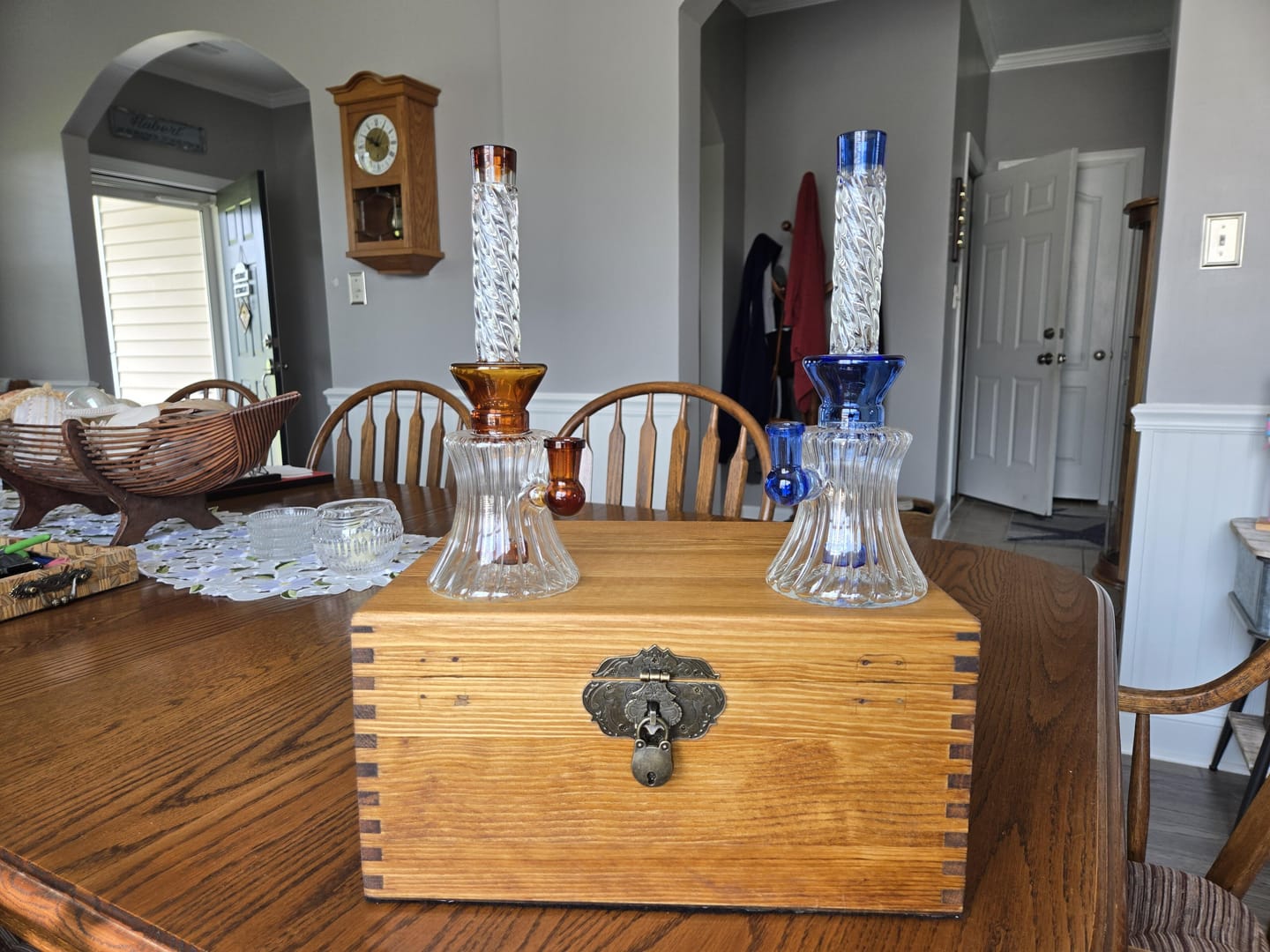 Customer photo review of ELEGANT SWIRL BONG