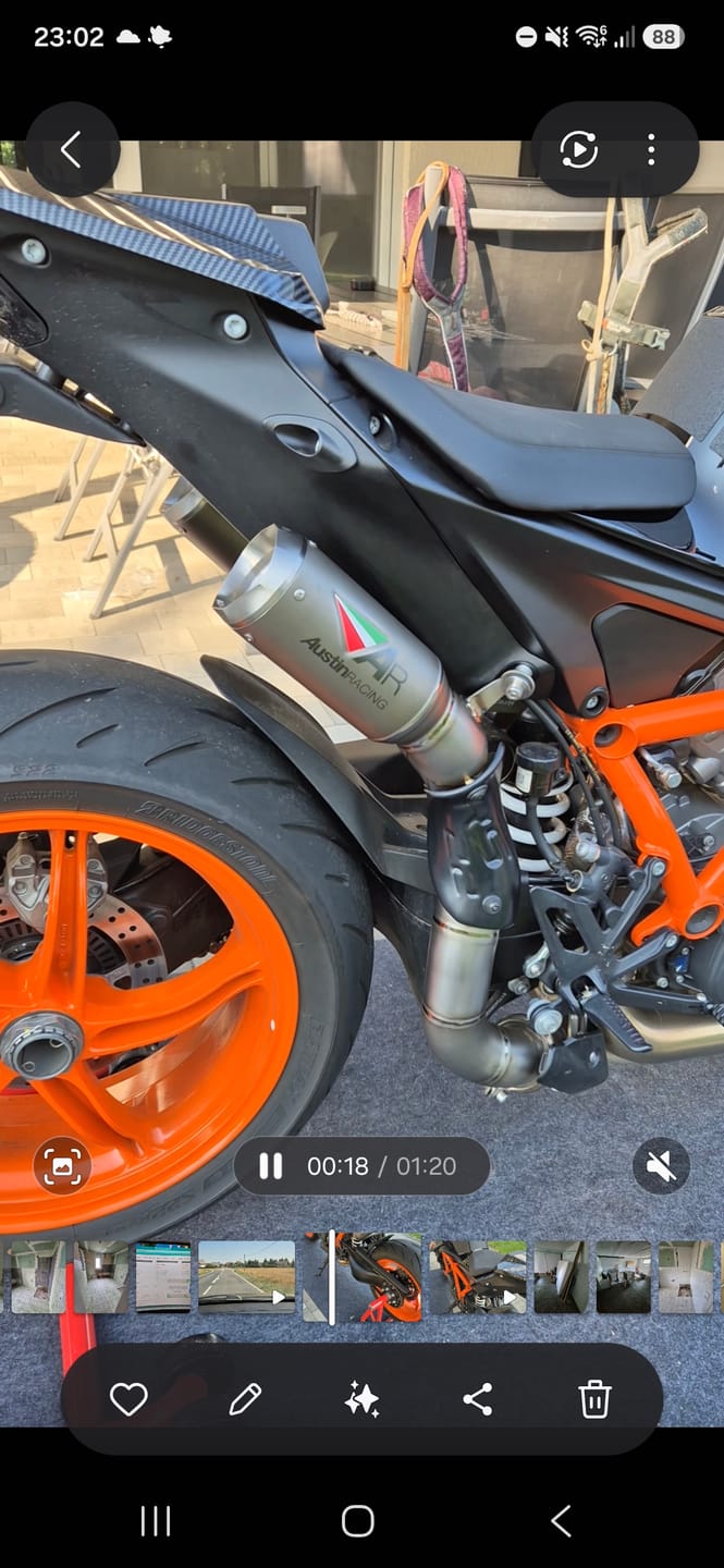 Customer photo review of Austin Racing RS22 GP1R Mini | Untersitz | Slip-On | dB-Konform | passend für KTM 1290 Super Duke R / EVO - Modelle (2020-2025)