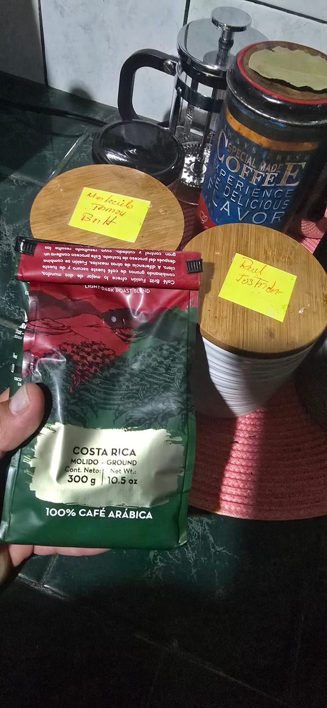 Customer photo review of Café Britt Fusión Molido