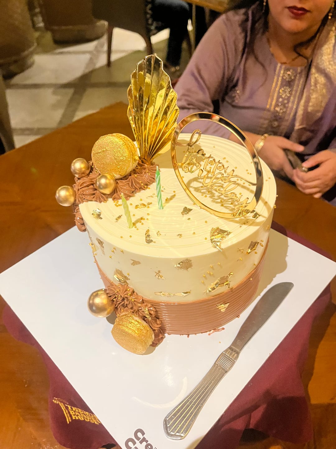 Customer photo review of Golden cake for boyfriend birthday