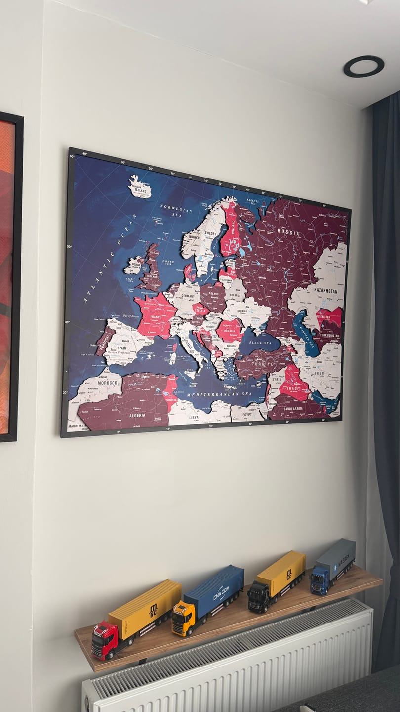 Customer photo review of Avrupa Siyasi Haritası Renkli Katmanlı 3D Baskı Ahşap Duvar Dekoru (Crimson)