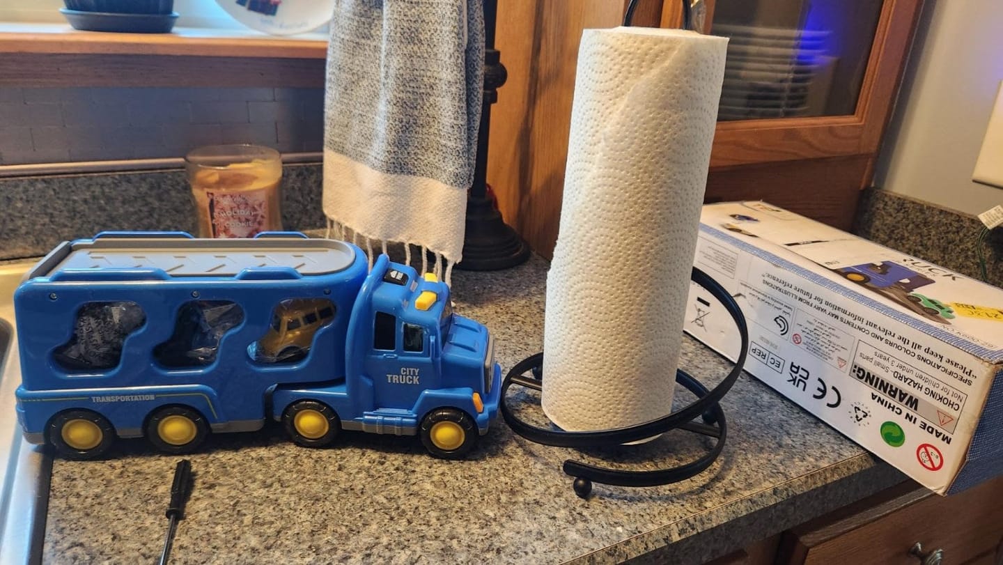 Customer photo review of Spielzeug LKW mit Licht und Sound | Transporter Set 4 Mini Autos Kinder