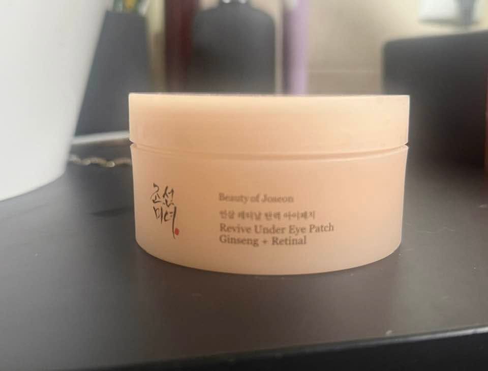 Customer photo review of Hidrogela patči ar retinālu Beauty of Joseon Revive Under Eye Patch Ginseng + Retinal