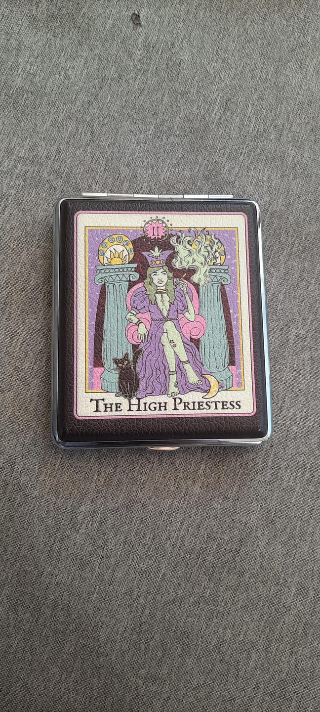 Customer photo review of HIGH PRIESTESS TAROT CARD JOINT CASE