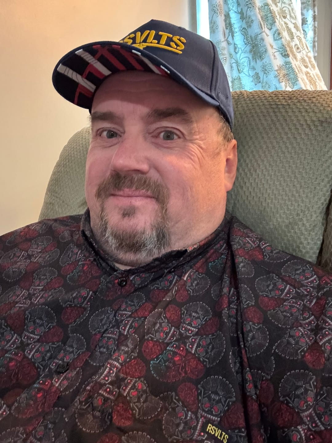 Customer photo review of Top Gun "RSVLTS Academy" – 5-Panel Snapback Hat
