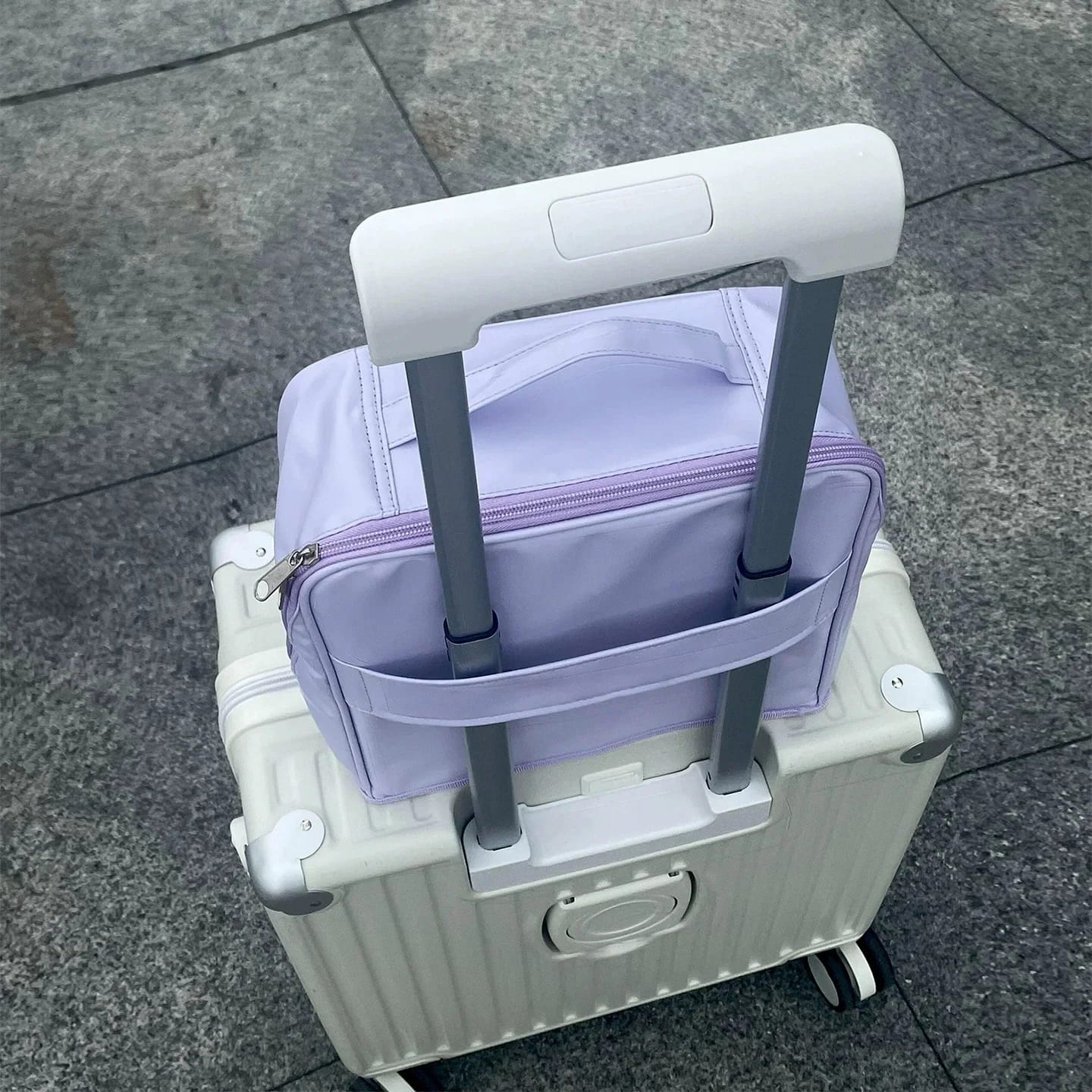 Customer photo review of Waterproof Large-Capacity Portable Makeup Bag