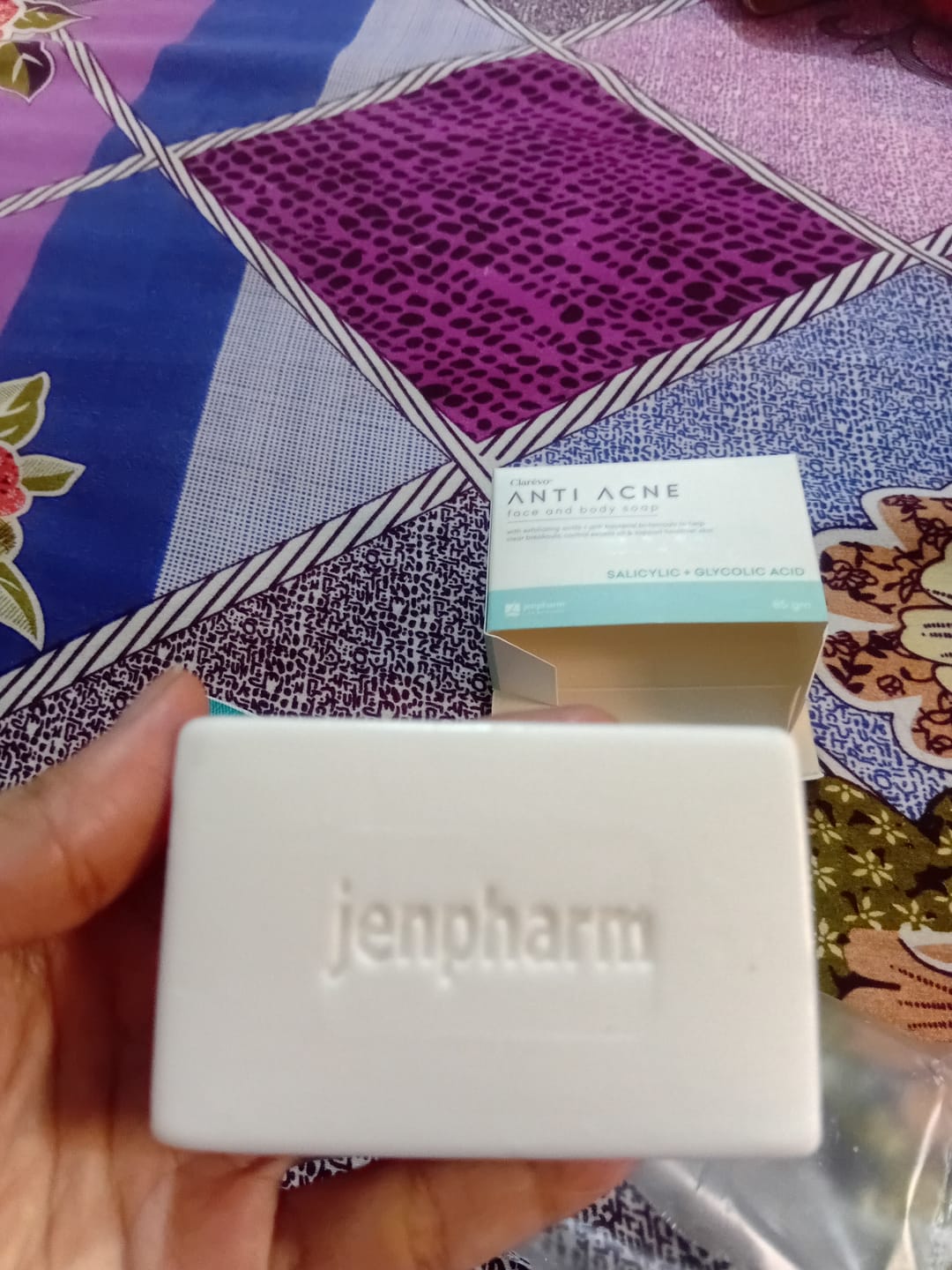 Customer photo review of Clarevo Anti Acne Soap