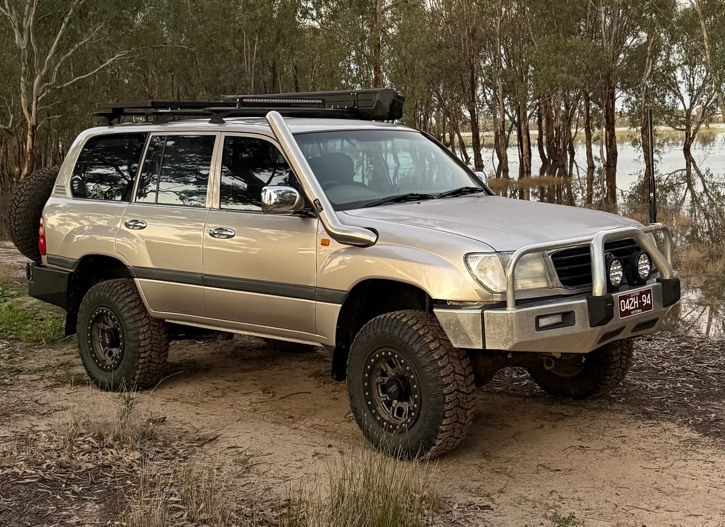 Customer photo review of Stainless Snorkel to suit Drivers Side Toyota 100/105 Series Landcruiser