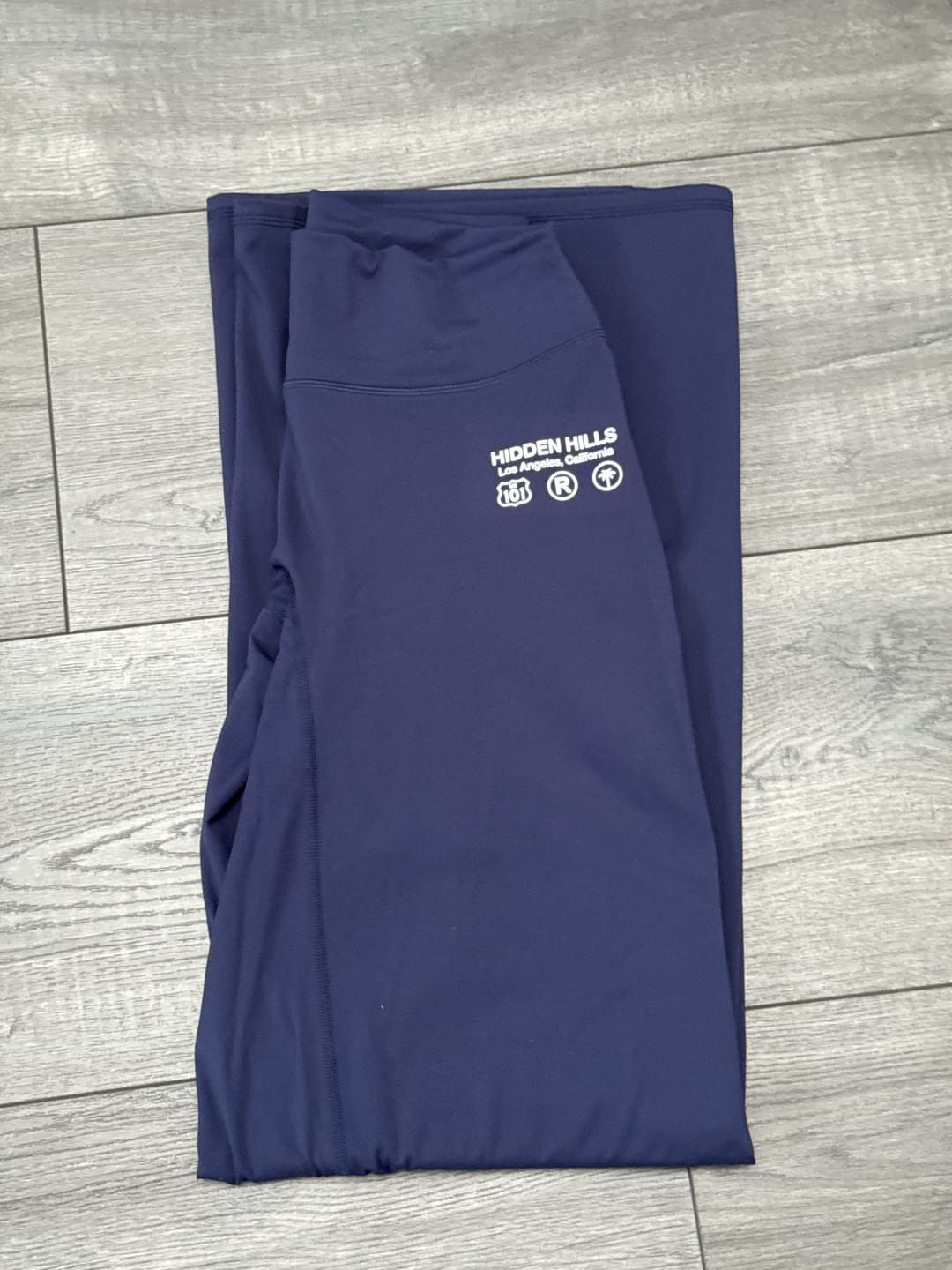 Recenzja zdjęciowa klienta dotycząca spodni ACTIVE STRAIGHT LEG PANTS NAVY