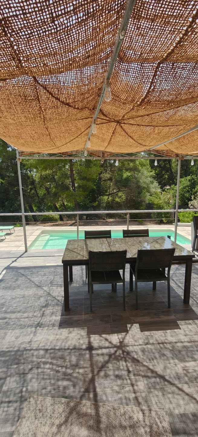 Customer photo review of Toile d'ombrage en fibre de coco pour pergola