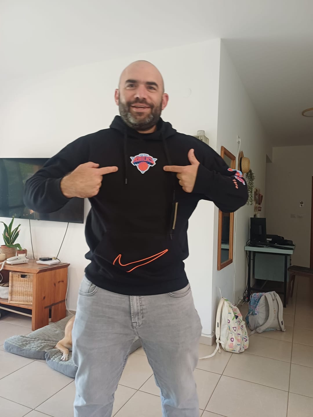 Customer photo review of קפוצ'ון שחור ניו יורק ניקס