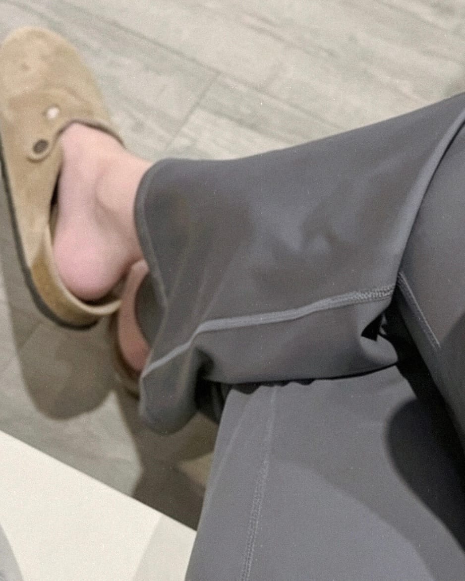 Customer photo review of Amplify On Flared Pants ➔ 全天系列 微喇叭運動長褲