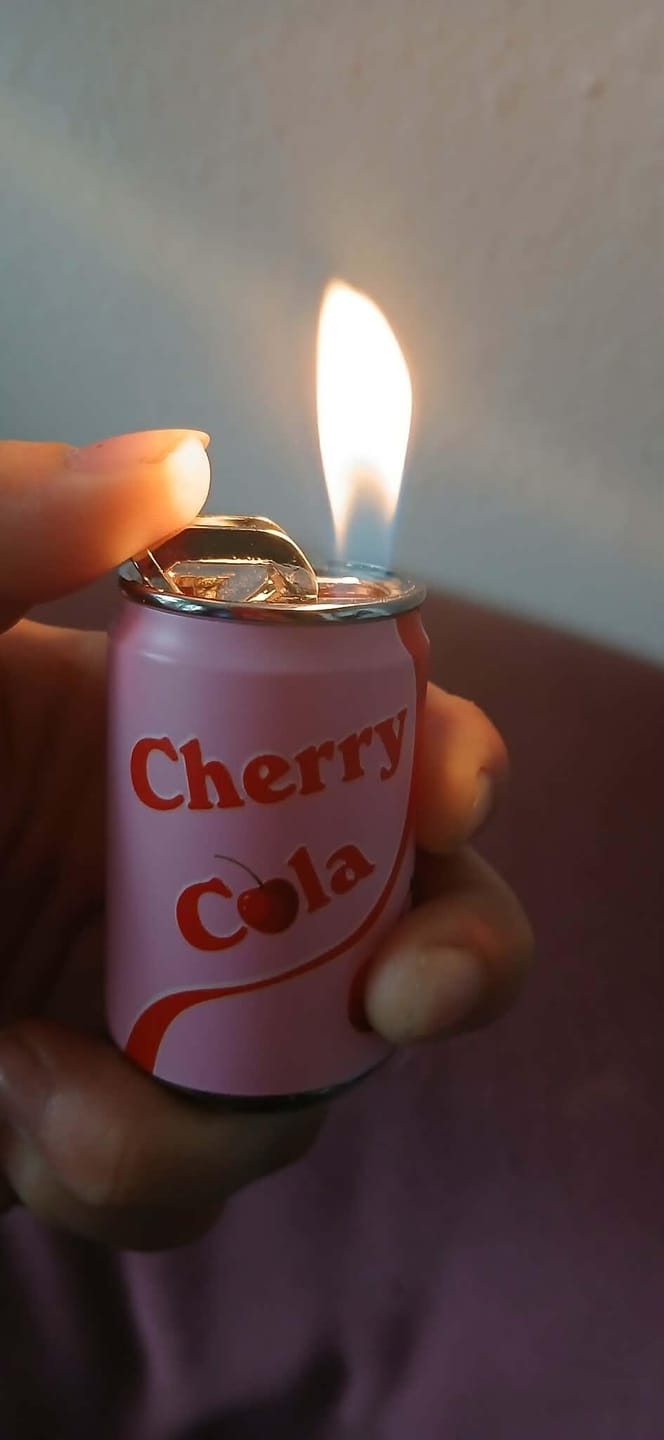 Customer photo review of CHERRY COLA LIGHTER