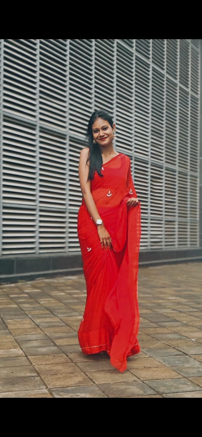 Customer photo review of Scarlet