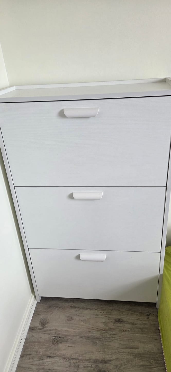 Customer photo review of Mueble Zapatero Organizador Estante para Zapatos VTRIN