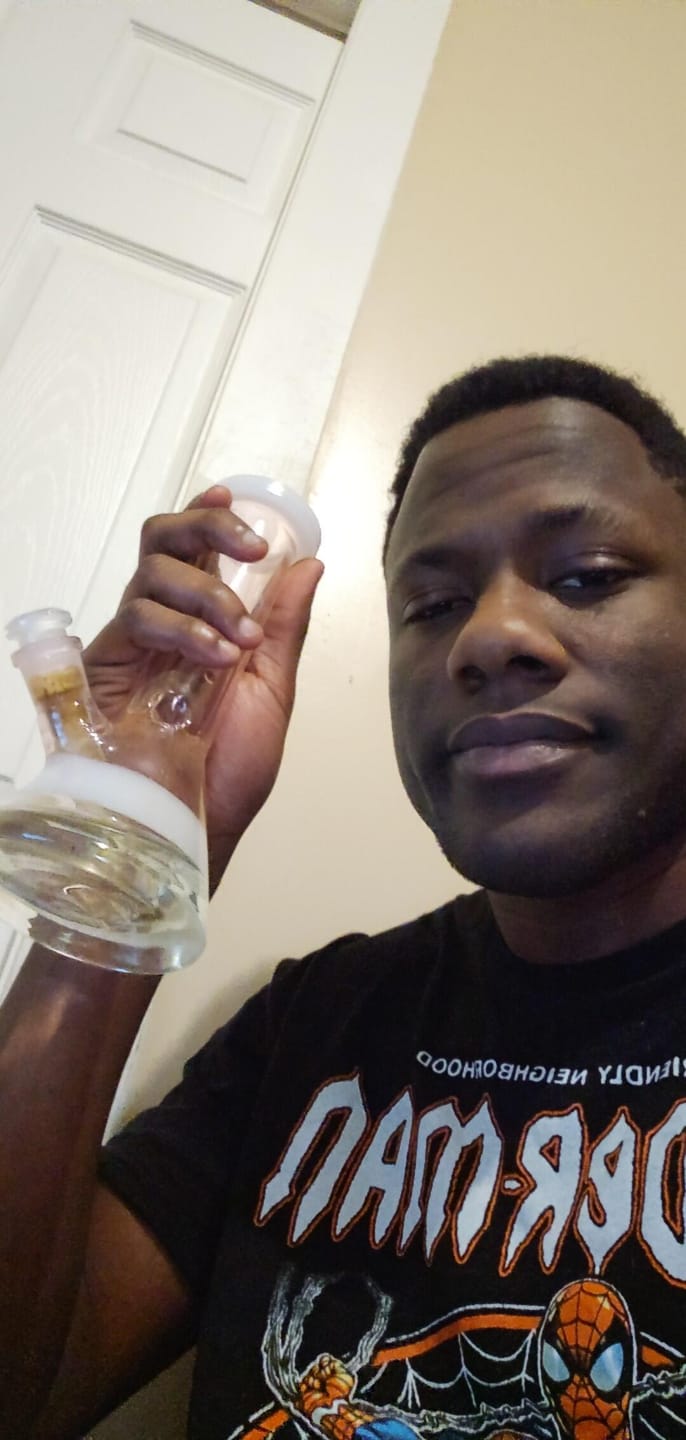Customer photo review of CLASSY BEAKER BONG 8"