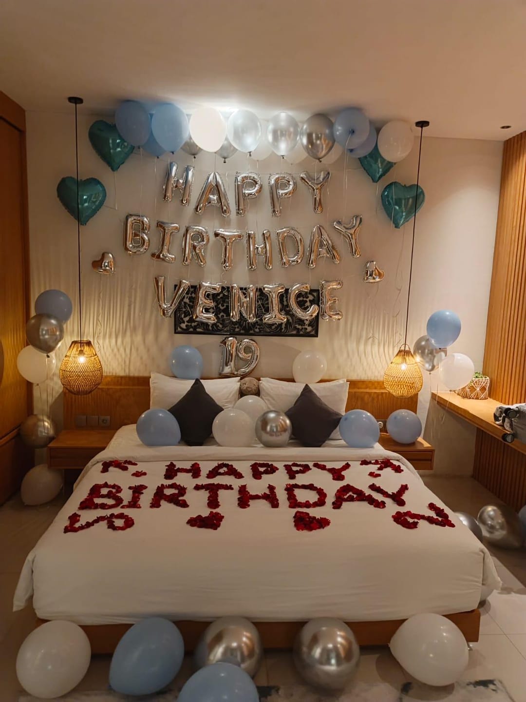 Customer photo review of 🎊 Indoor Room Decorations - Villa Room Setup