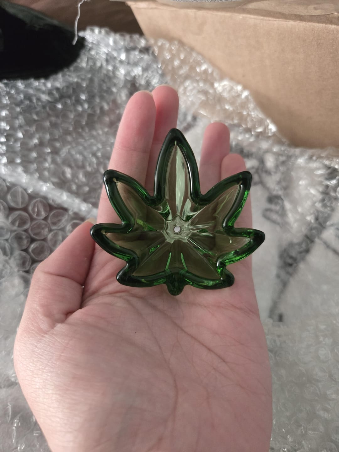 Customer photo review of XXL POT LEAF BOWL - GREEN