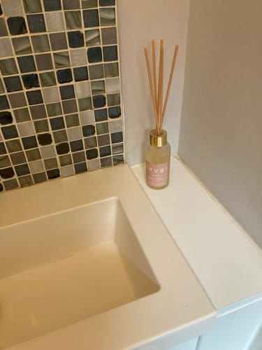 Customer photo review of Happy Reed Diffuser
