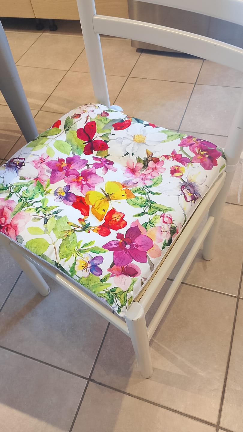 Customer photo review of Cuscini per Sedie Coprisedia 6 Pezzi Farfalle