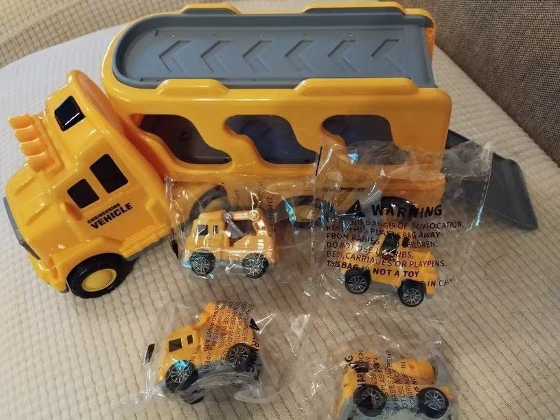 Customer photo review of Spielzeug LKW mit Licht und Sound | Transporter Set 4 Mini Autos Kinder