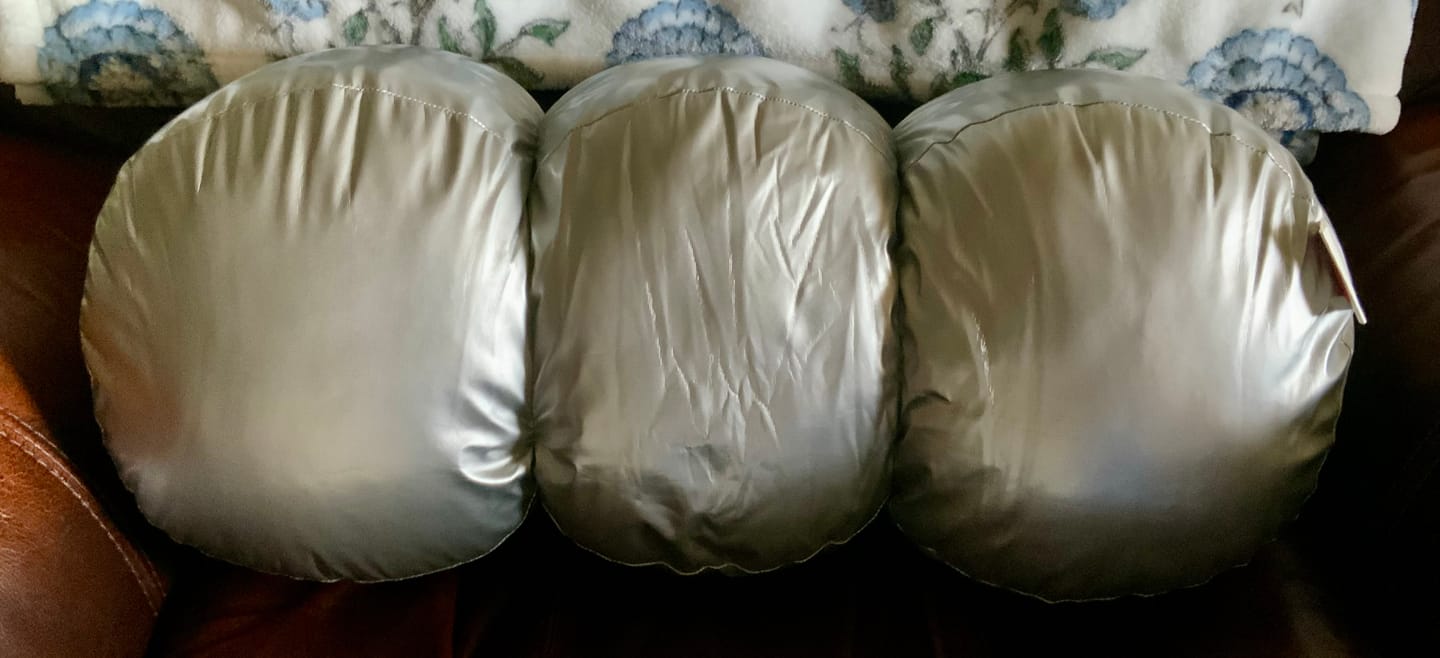 Customer photo review of BTS - ARIRANG VINYL OFFICIAL MD CUSHION (LOGO)