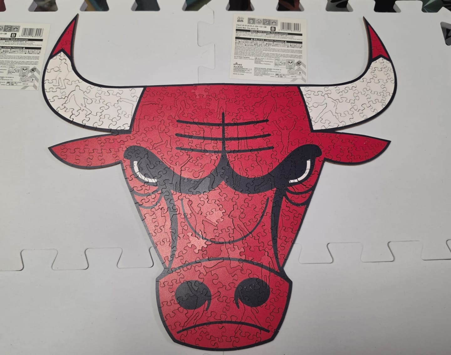 Customer photo review of Chicago Bulls™ - Wooden Puzzle