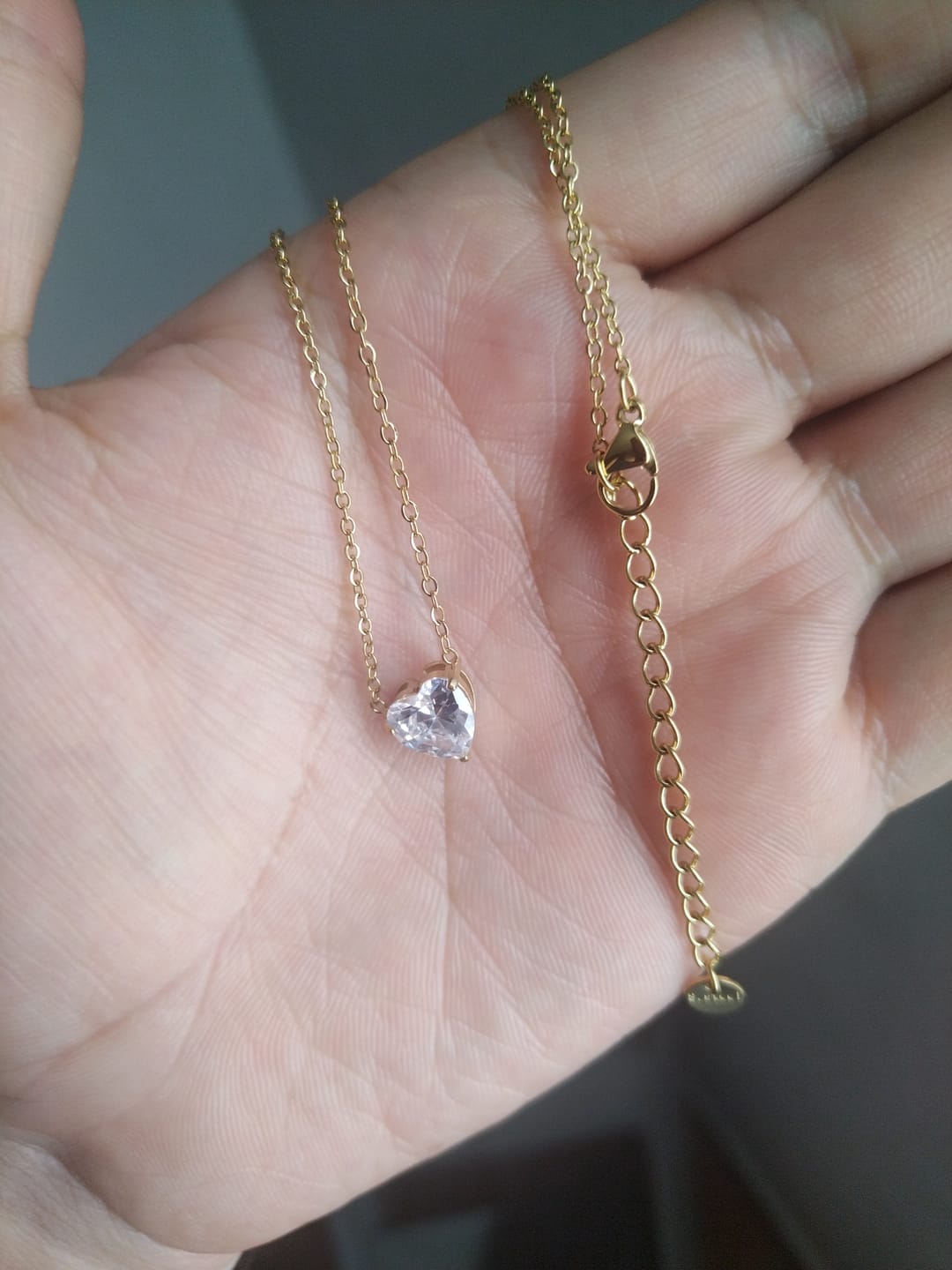 Customer photo review of Collar Dije Corazon Zirconias
