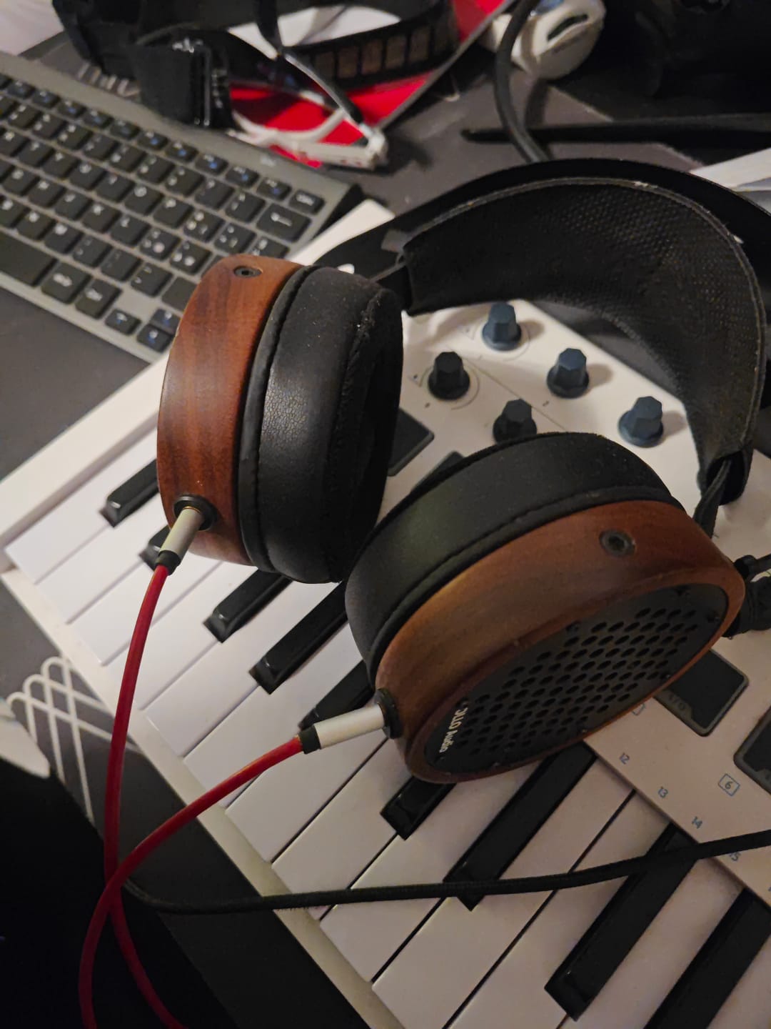 Customer photo review of Replacement ear pads for S4, S4X 1.0 and 1.1 and S4R 1.0