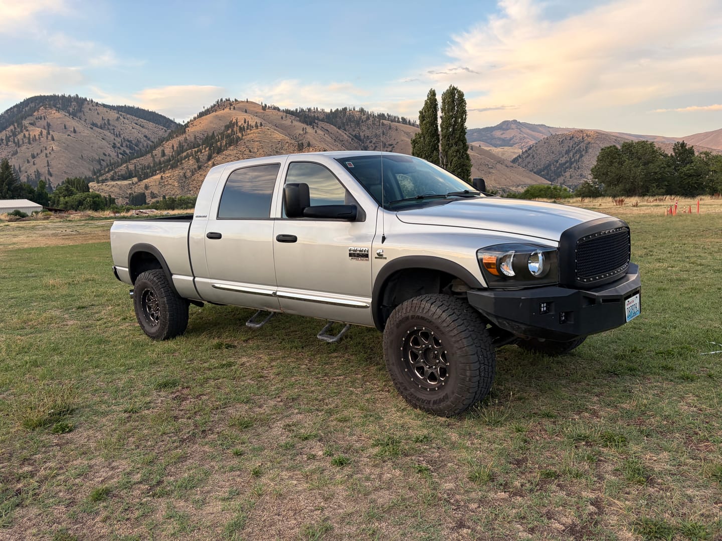 Customer photo review of 2002-2008 Ram 1500 2003-2009 Ram 2500 3500 8FT Fender Flares