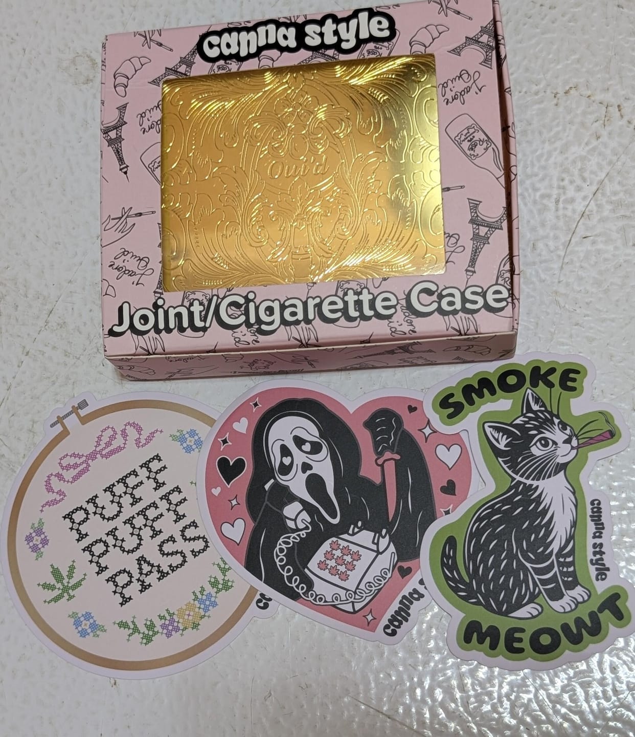 Customer photo review of ELEGANT OUI'D JOINT CASE