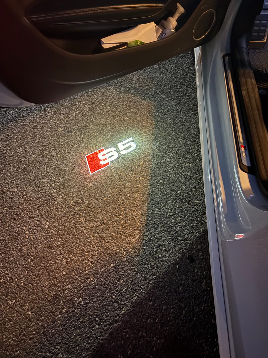 Customer photo review of AUDI DOOR LIGHTS