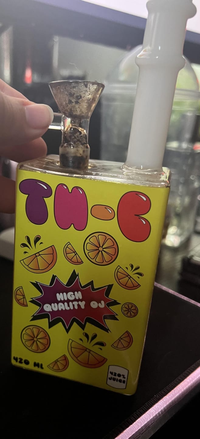 Customer photo review of JUICE BOX BONG