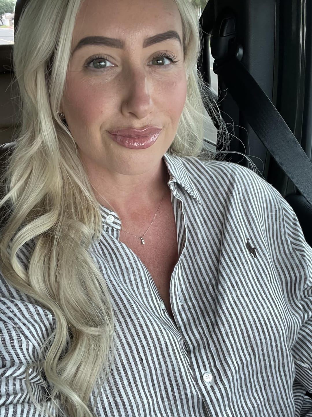 Customer photo review of Top Keratin Pre Bonded Nail Tip Hair Extensions 100% Virgin Human Hair Platinum Blonde (#1000)