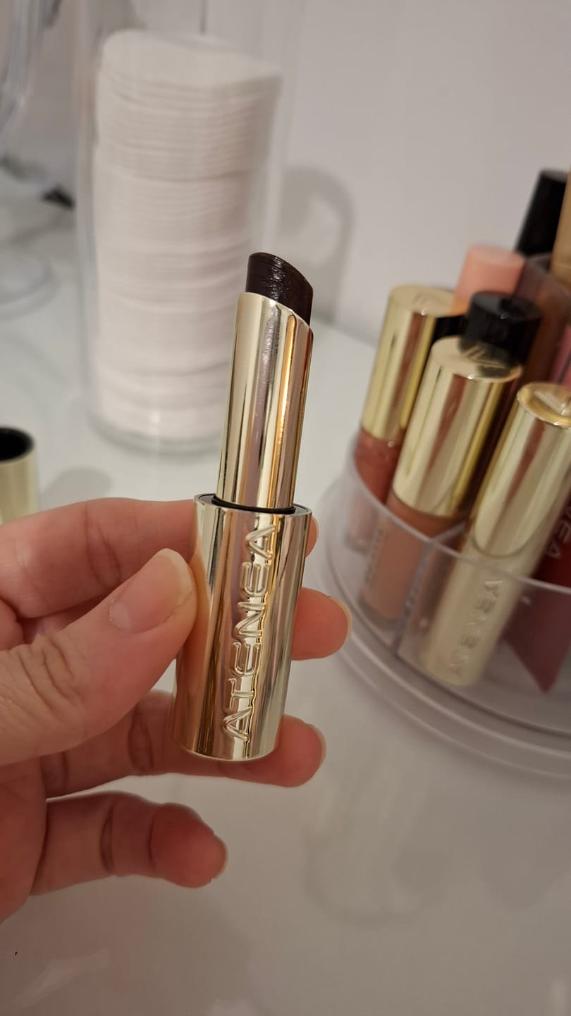 Customer photo review of Lipstick balm 1st Scene