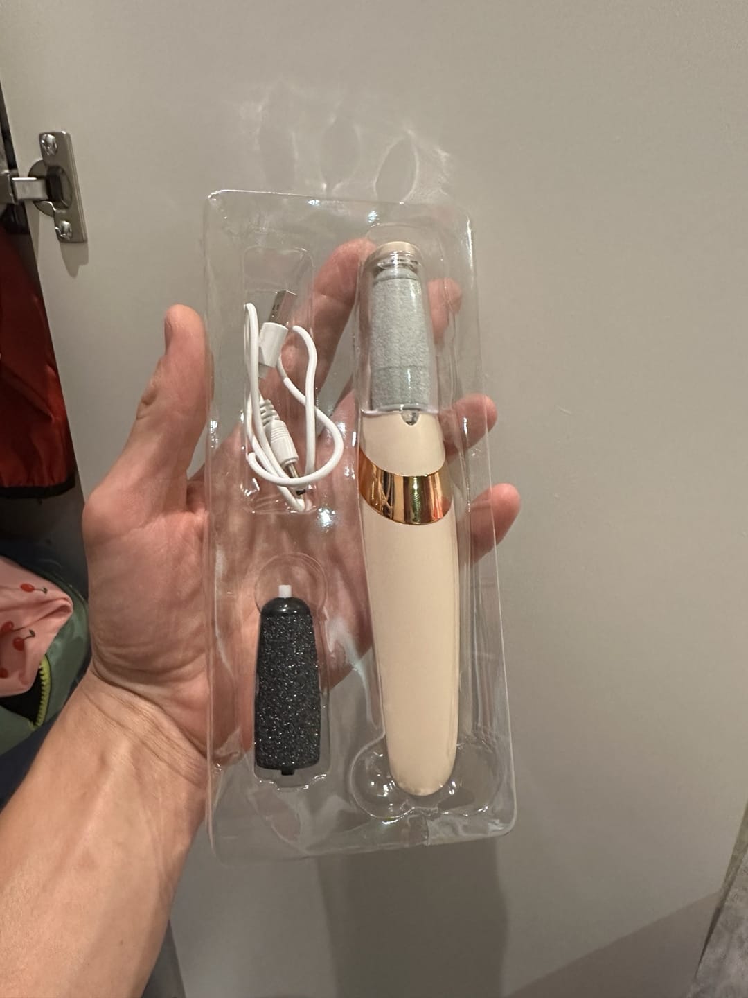 Customer photo review of Lima de pies eléctrica