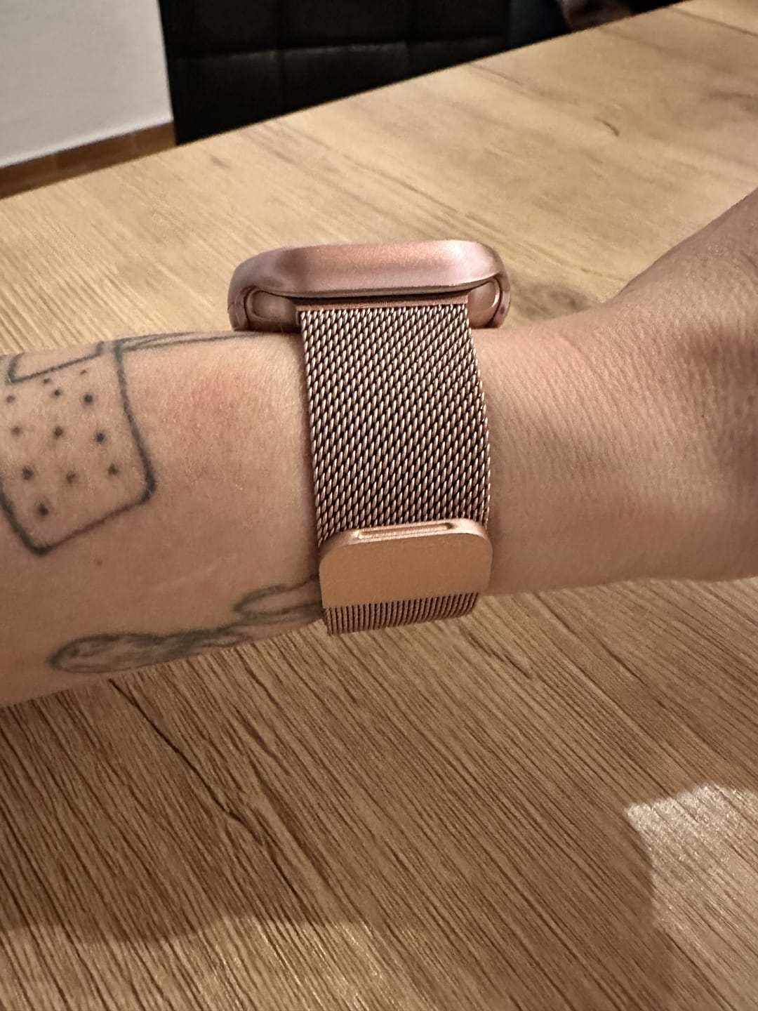 Customer photo review of arktisband Apple Watch Milanaise Loop Armband