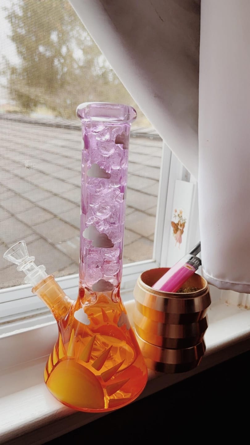 Customer photo review of SUNSET BONG 10"